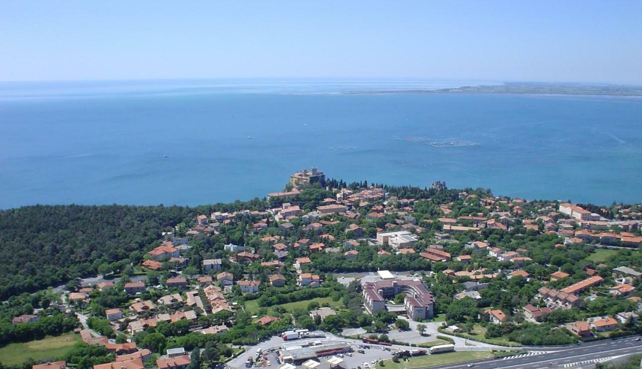 Casa Vacanze All'Orizzonte Duino Bagian luar foto